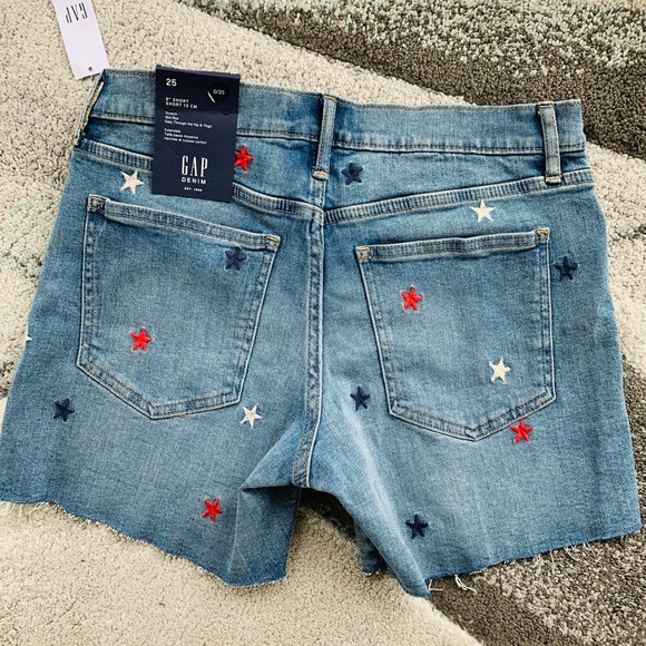 Gap Jean shorts - Picture 2 of 2